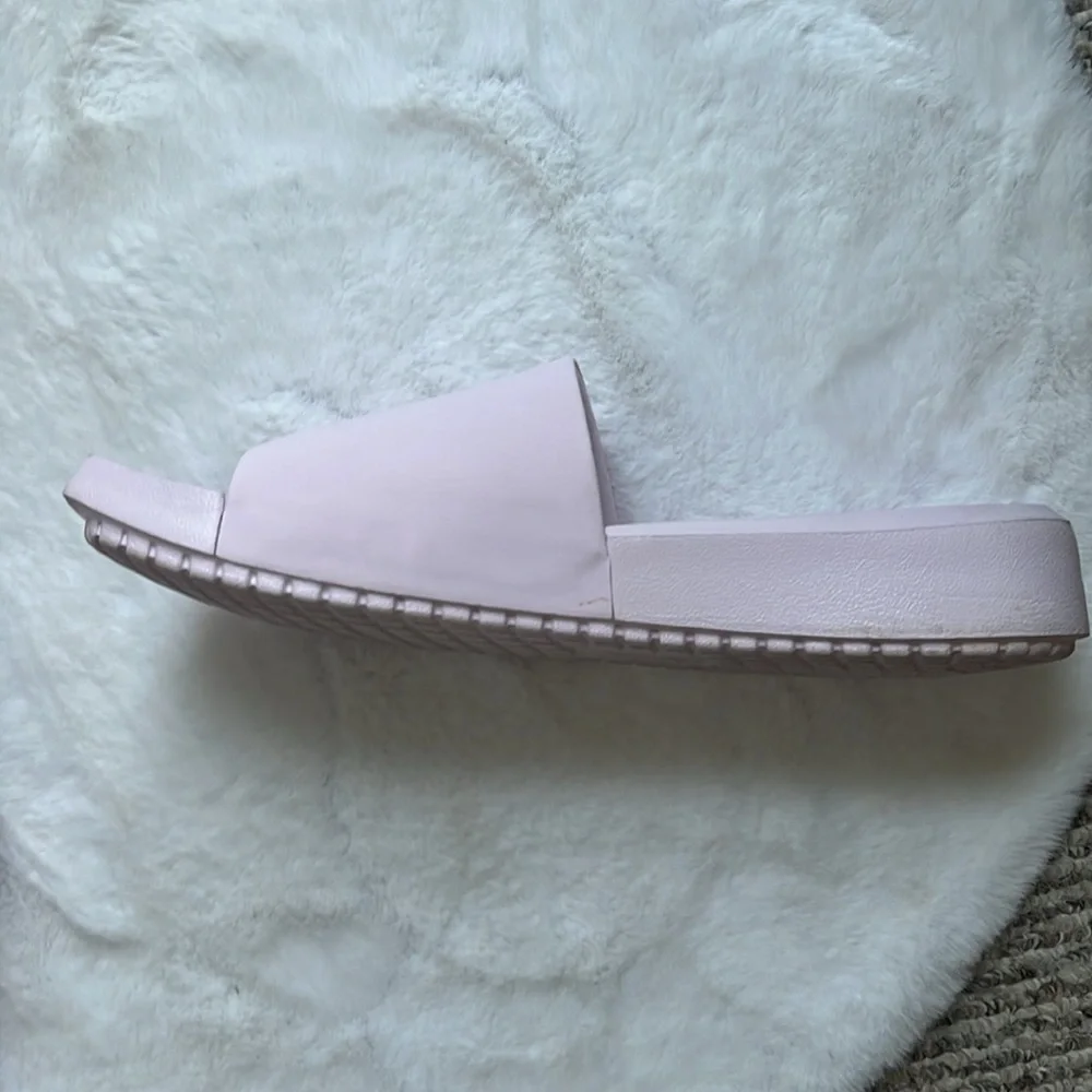 Jordan’ Slides - Picture 8 of 9